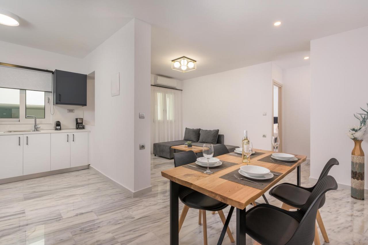 Quarters Luxury Apts Chania  ภายนอก รูปภาพ