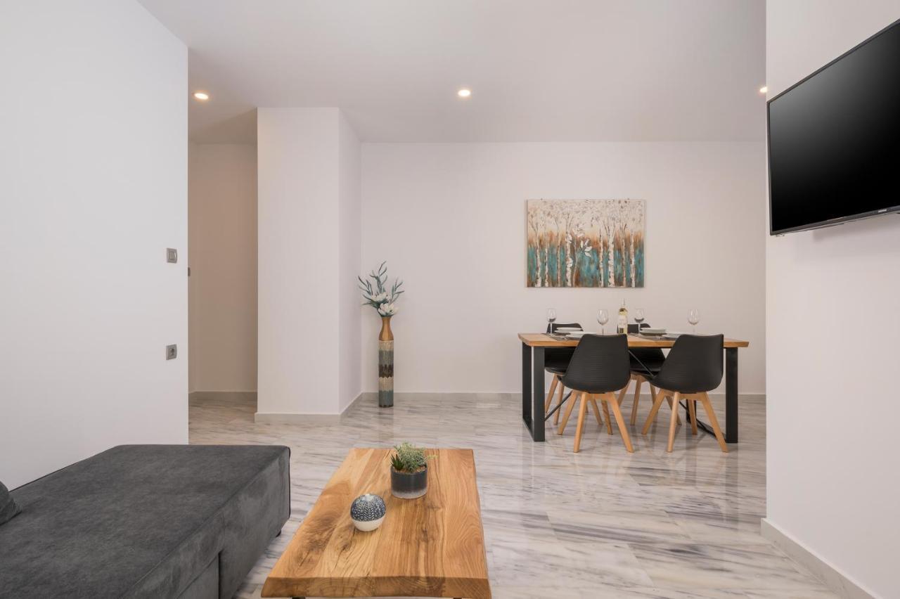 Quarters Luxury Apts Chania  ภายนอก รูปภาพ