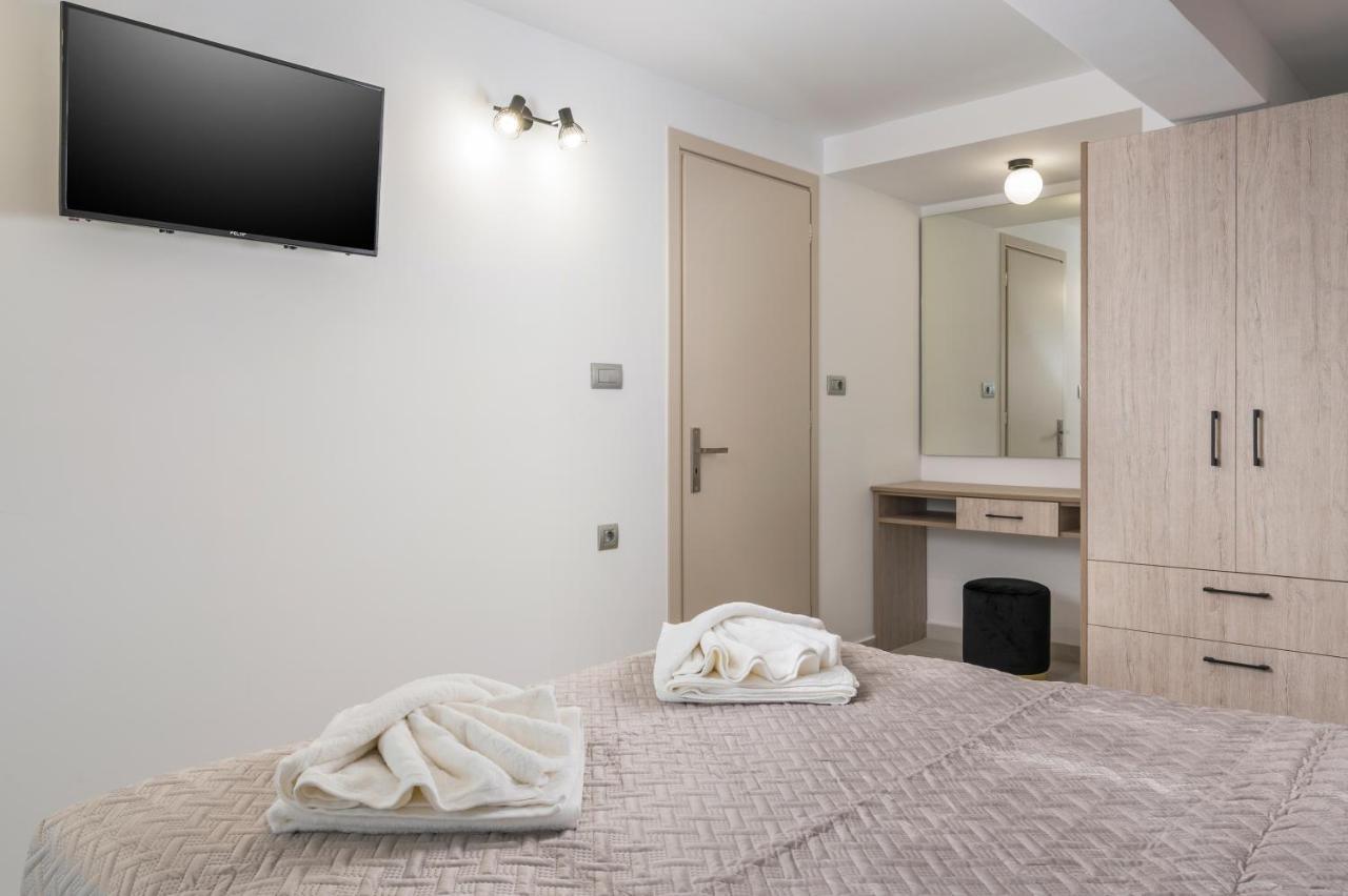 Quarters Luxury Apts Chania  ภายนอก รูปภาพ