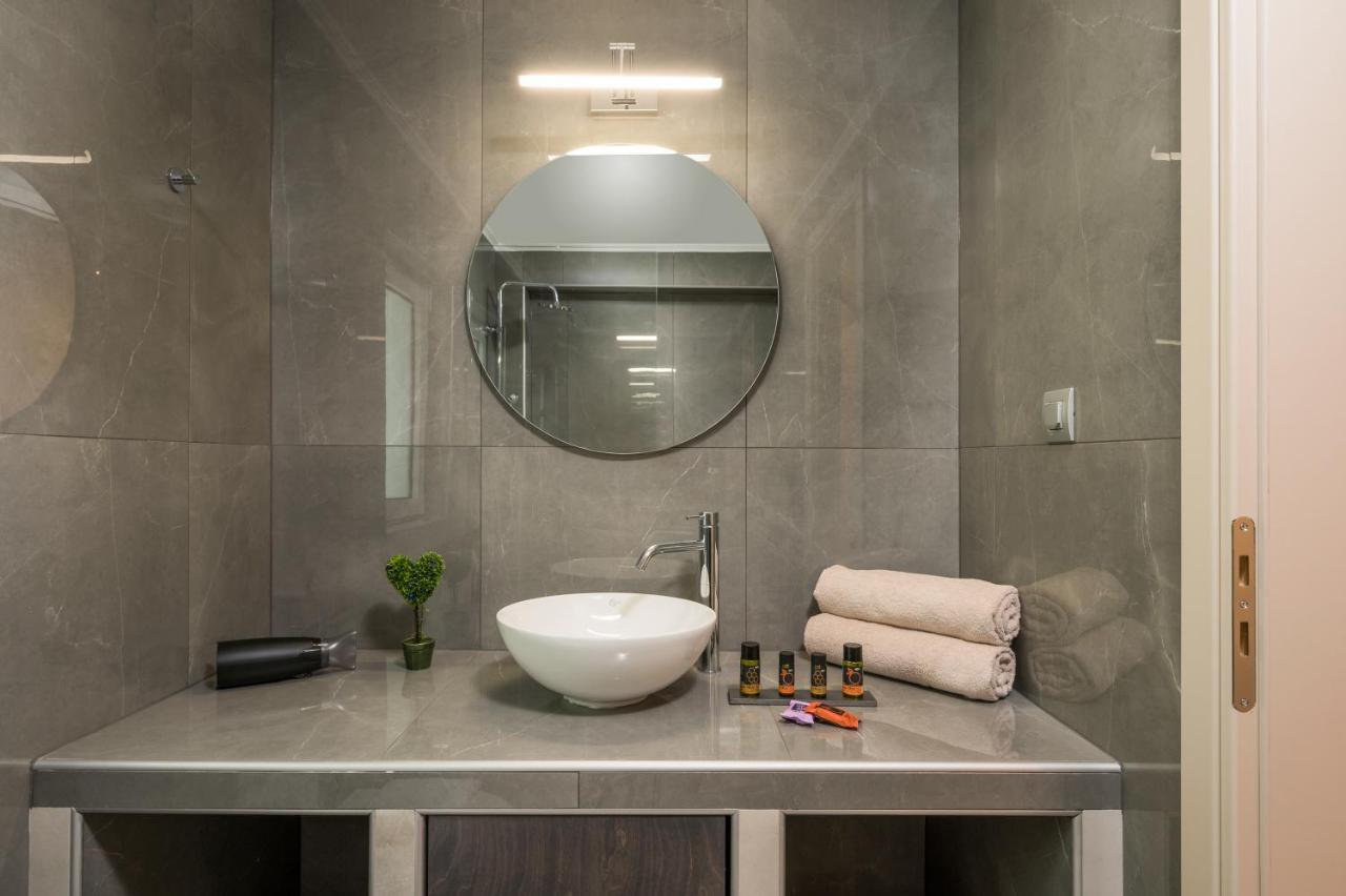 Quarters Luxury Apts Chania  ภายนอก รูปภาพ